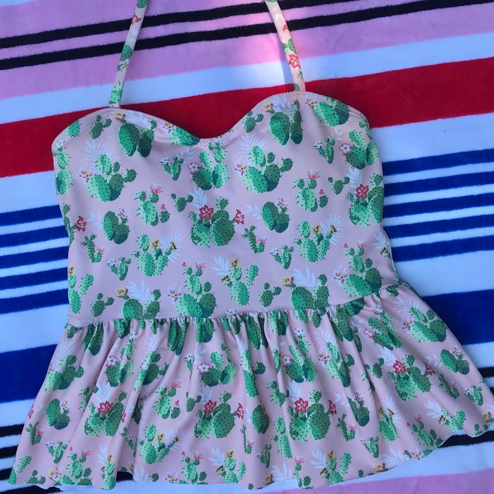 Peplum Top 🌵🌸